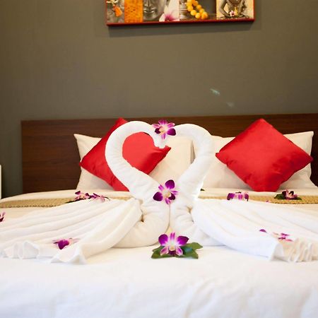 Lucky Lek Resort Rawai Экстерьер фото