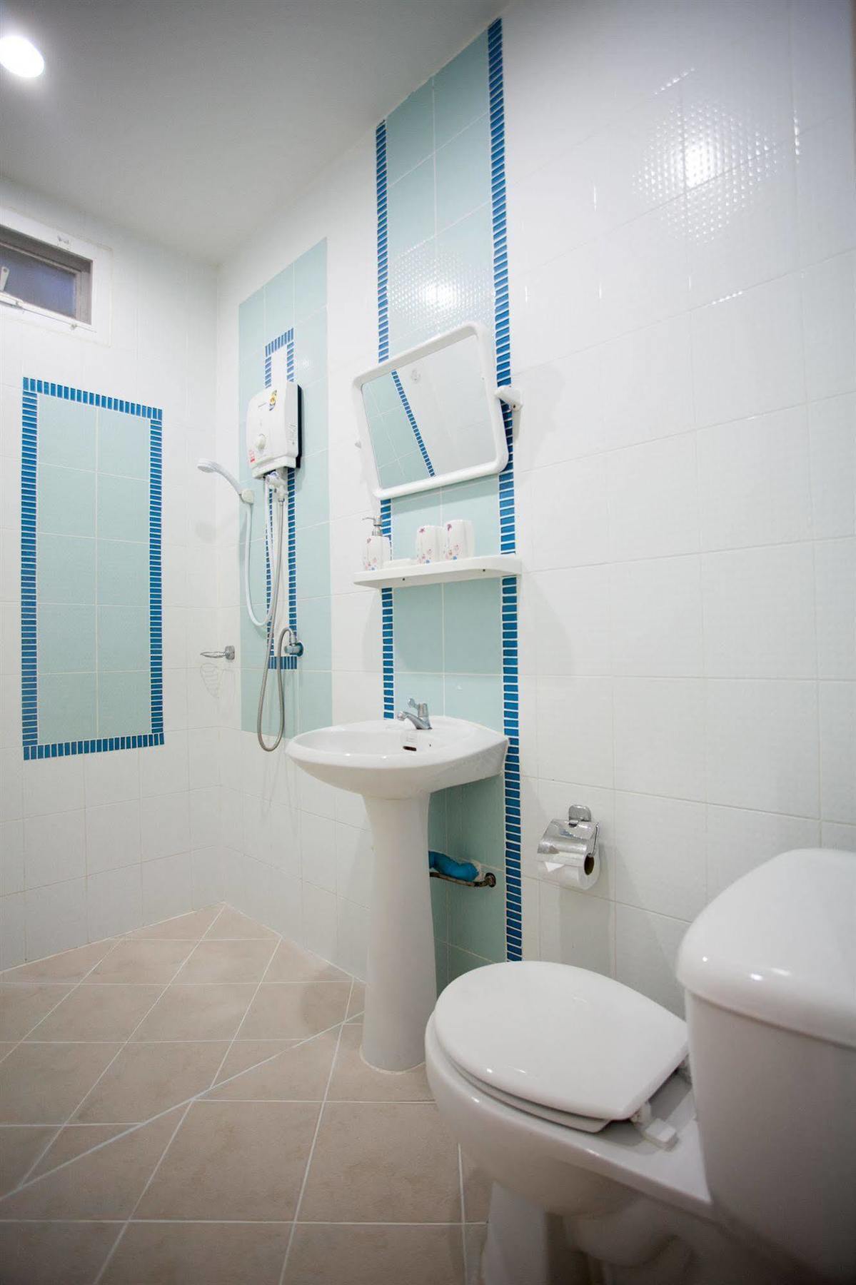 Lucky Lek Resort Rawai Экстерьер фото